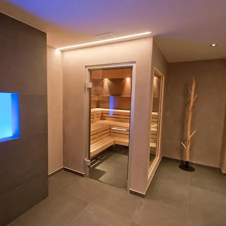 Alpine Colosseo Aparthotel Zermatt