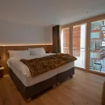 Alpine Colosseo Апарт-готель