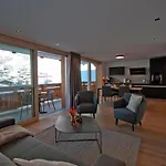 Alpine Colosseo Апарт-готель
