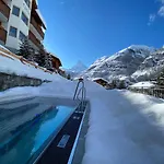 Alpine Colosseo Апарт-готель