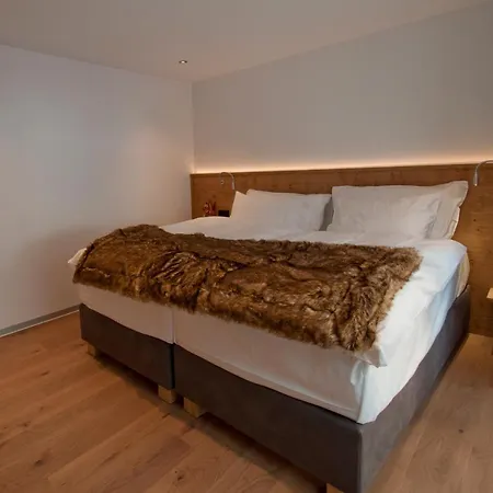 Alpine Colosseo Aparthotel Zermatt