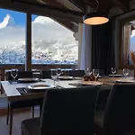 Alpine Colosseo Apart Otel Zermatt