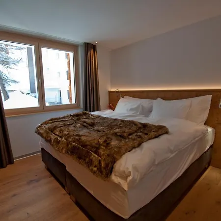 Alpine Colosseo Apartmanhotel Zermatt