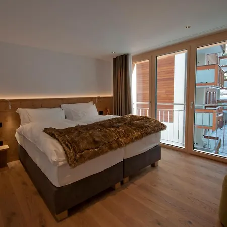 Alpine Colosseo Apartmanhotel