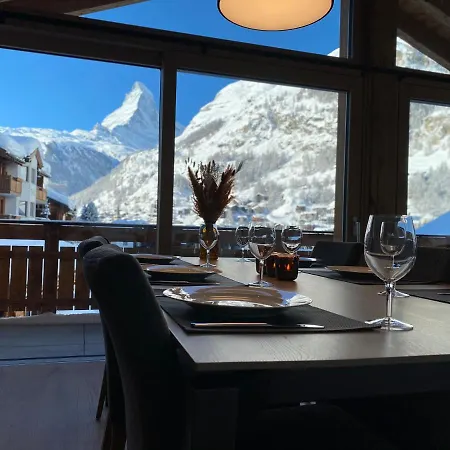 Alpine Colosseo Apartmanhotel